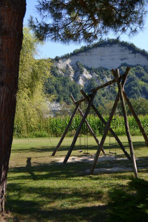 Trattoria Vecchio Mulino Bed and Breakfast Niella Tanaro Zewnętrze zdjęcie