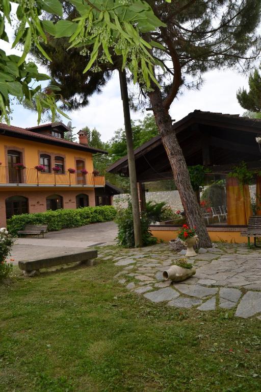 Trattoria Vecchio Mulino Bed and Breakfast Niella Tanaro Zewnętrze zdjęcie